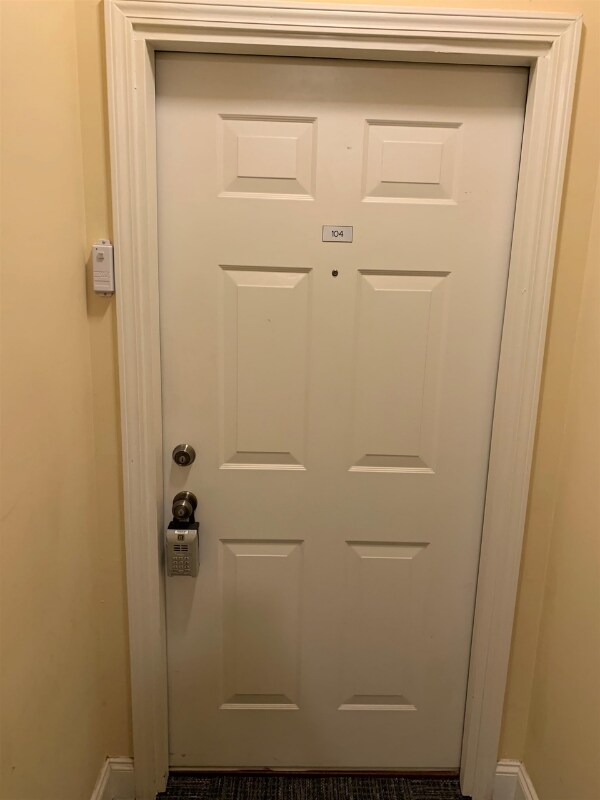 Foto del edificio - 721 Litty Ct