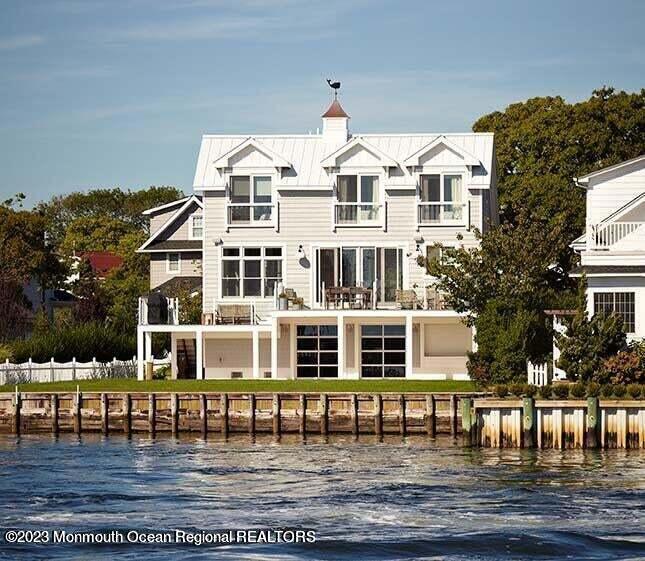 Building Photo - 27 Waterman Ave