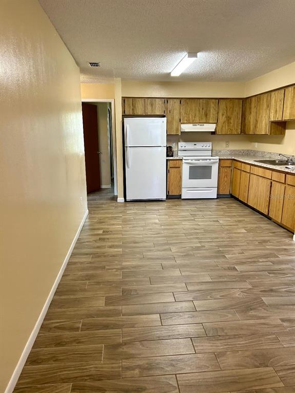 Foto del edificio - 8407 N 10th St