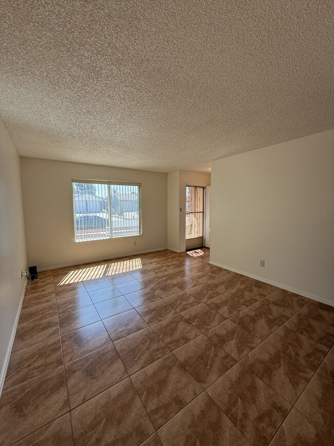 Foto del edificio - 10709 Opalstone St