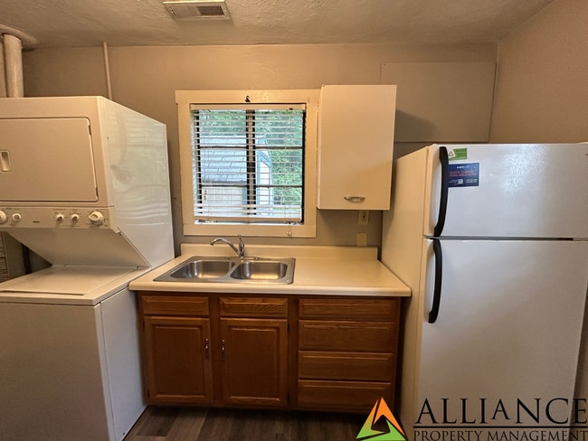 Foto del edificio - 619 Ratone Ln