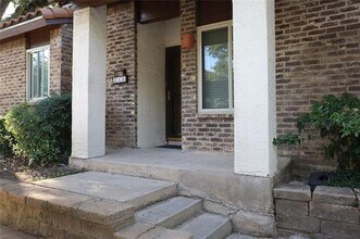 Building Photo - 14151 Montfort Dr