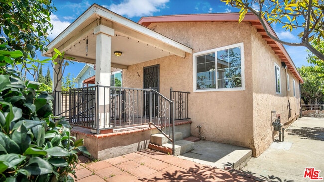 Foto del edificio - 472 N Ezra St
