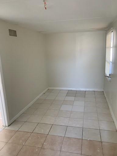 Foto del edificio - 2830 NE 7th Terrace