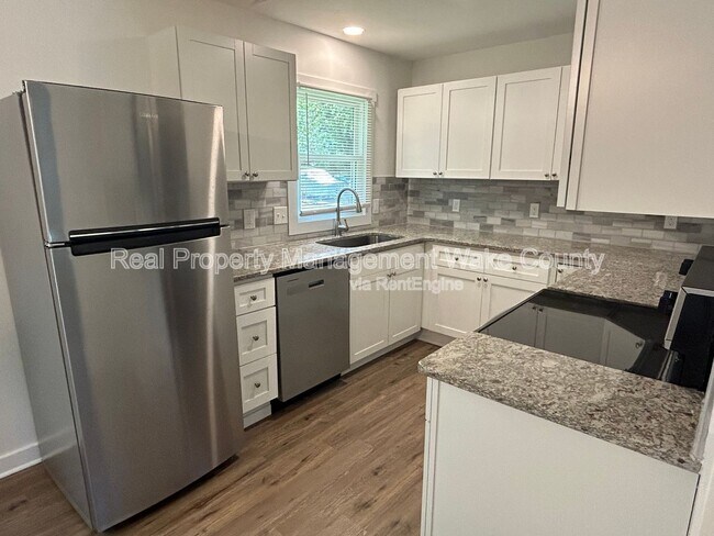 Foto del edificio - 2325 Quartz Ct