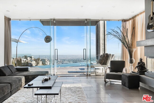 Foto del edificio - 1742 Viewmont Dr