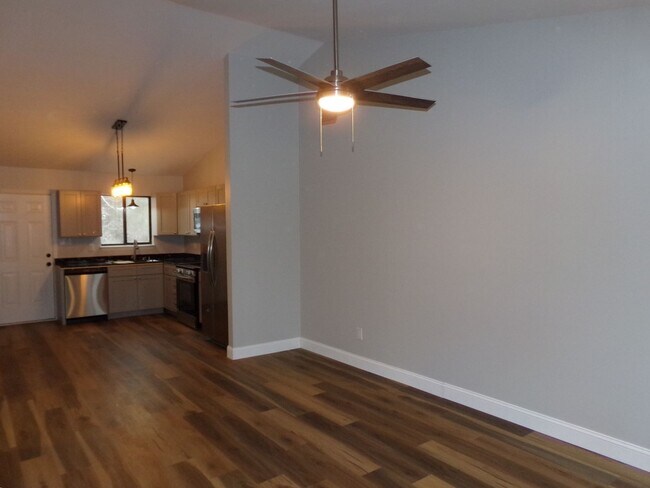 Foto del edificio - Modern Duplex