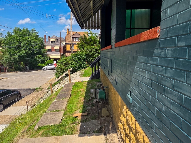 Photo - 346 E 12th Ave House