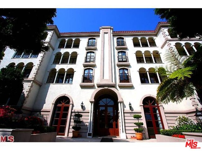 Foto del edificio - 9233 Burton Way