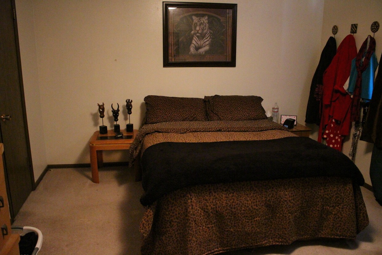 Foto del edificio - 1209 Ravenwood Rd