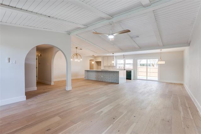 Building Photo - 416 Bedford Dr