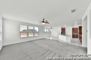 Foto del edificio - 11255 Sawyer Valley