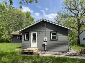 Building Photo - 1219 Hart Blvd