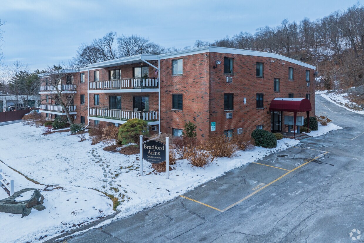 80 N Warren St - Bradford Condominiums