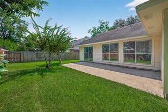Building Photo - 2306 Lord Nelson Dr