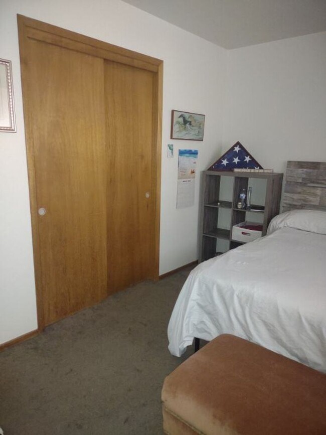 Foto del edificio - 1601-1603 Azalea Dr