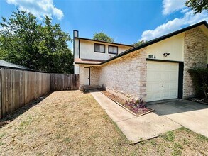Building Photo - 1507 No Mor Cove