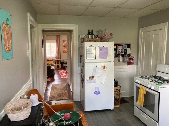 Kitchen towards hallway - 178 Pennsylvania Ave