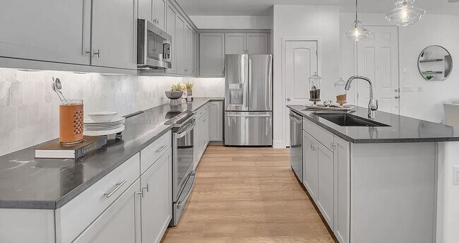 Kitchen - 1446 W Sparrow Dr