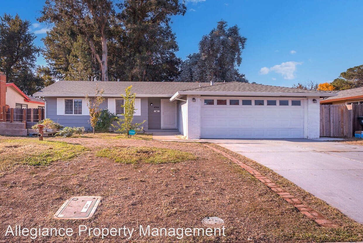 Foto principal - 3 br, 2 bath House - 4744 Brookfield Dr