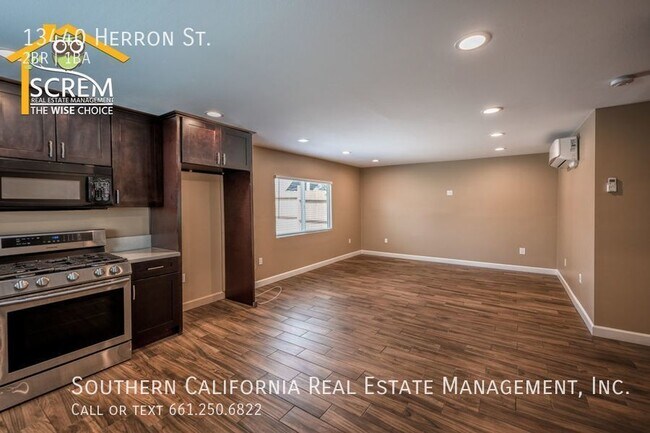 Building Photo - Two Bedroom One Bathroom A.D.U in Sylmar