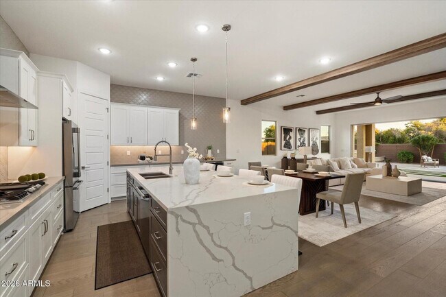 Foto del edificio - 7403 W Lisbon Ln