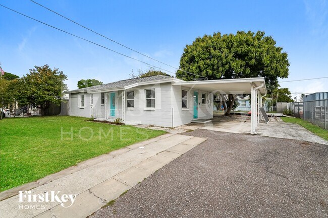 Building Photo - 3805 W Rogers Ave