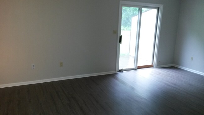 Building Photo - 3470 Key Ct