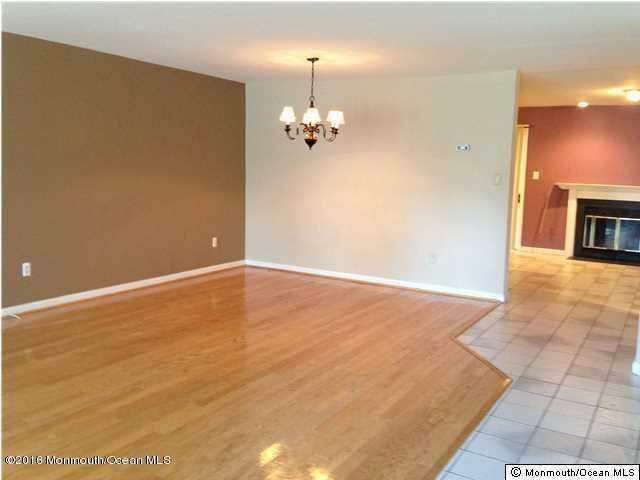 Building Photo - 264 Fairfield Pl