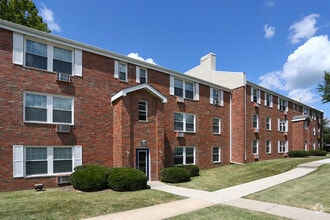 EXTERIOR - The Arbors