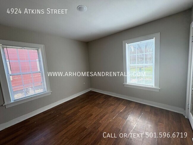 Foto del edificio - 4924 Atkins St