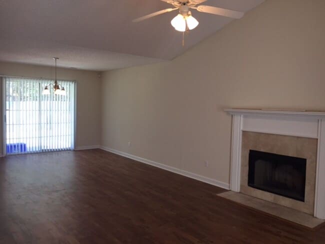 Building Photo - 1 Cordage Cir