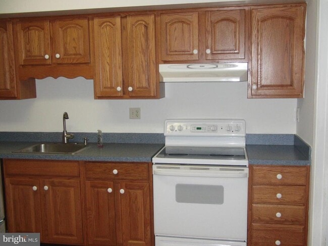 Building Photo - 3926 Wrexham Ct