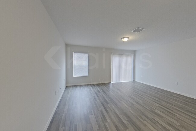 Foto del edificio - 20 Reindeer Ln