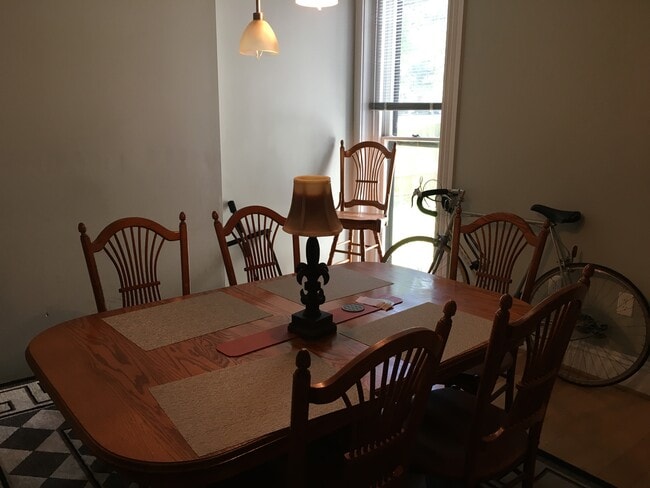 Dining room - 703 W Leigh St (Richmond, VA) House