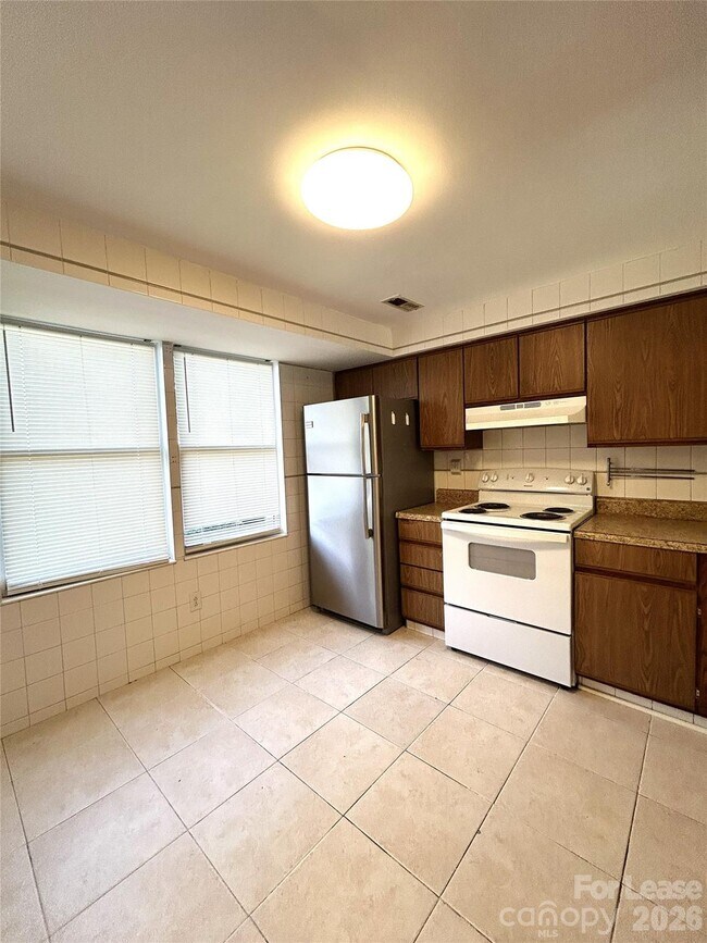 Foto del edificio - 9620 Vinca Cir