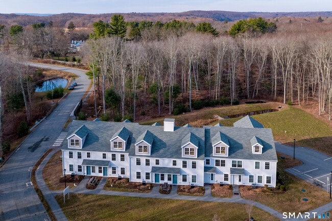 Building Photo - 77 Lyme St