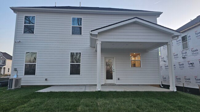 Building Photo - 5374 Bellflower Hls