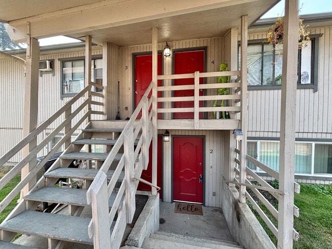 Building Photo - 2927 E Olympic Ave