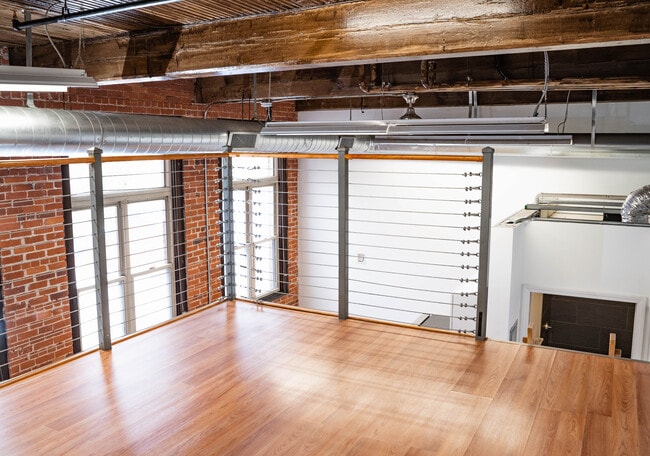 Loft - Sleeping Area - Parkville Hartford Apartments