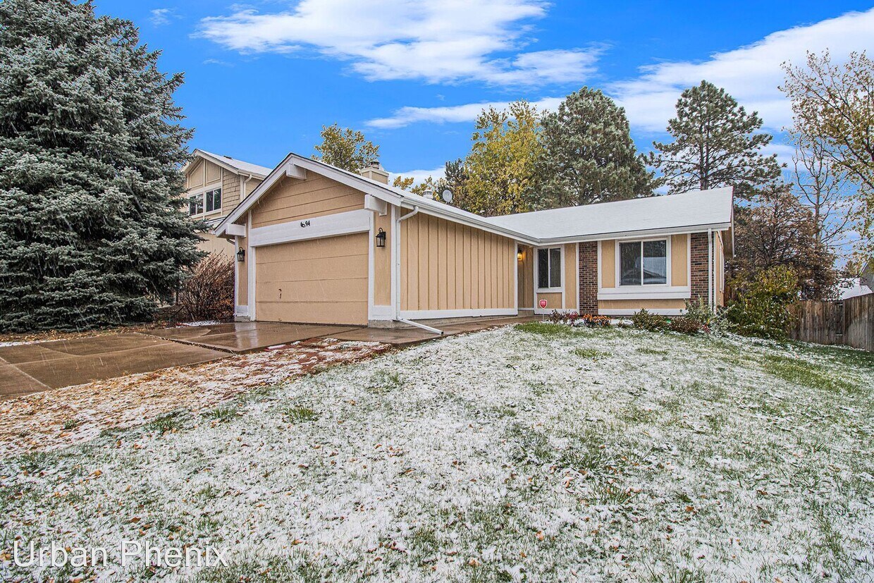 Foto principal - 3 br, 2 bath House - 6094 S Kingstone Cir