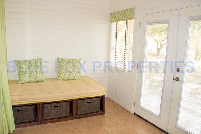 Building Photo - 1754 W Dalehaven Cir