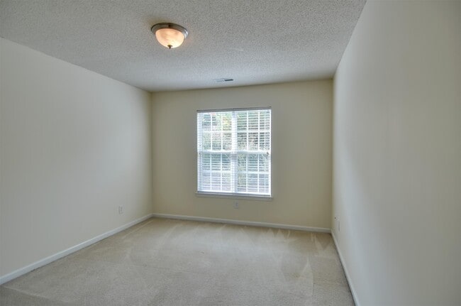 Building Photo - 1148 Academic Dr