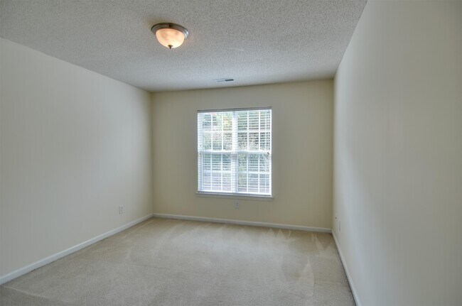 Foto del edificio - 1148 Academic Dr