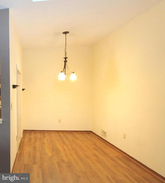Foto del edificio - 10 Aspen Ct