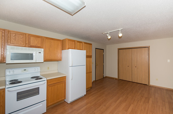 Building Photo - Northwest Apartments