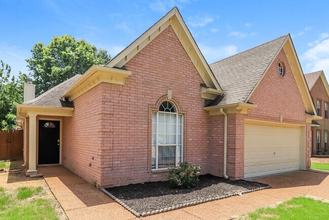 Building Photo - 7737 Wolfden Cir