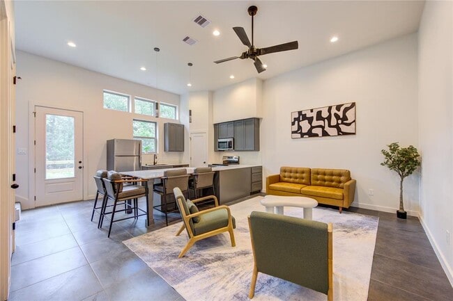Building Photo - 13103 Beauty Berry Ridge Ln