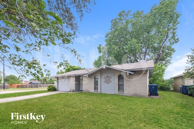 Foto del edificio - 1738 Dell Oak Dr