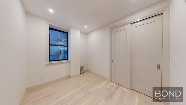 Foto del edificio - 250 W 91st St
